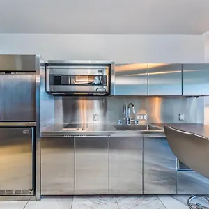 Beautiful High Rise Condo-307 Aparthotel